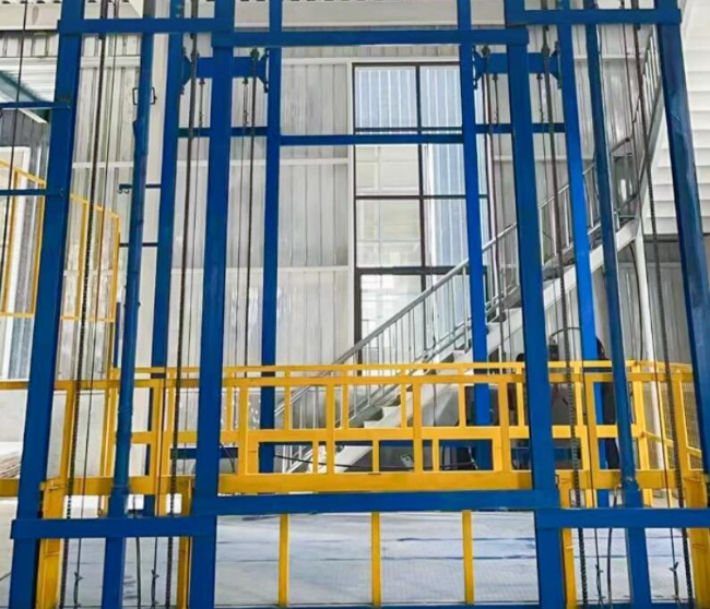 岭东升降货梯载重范围在多少