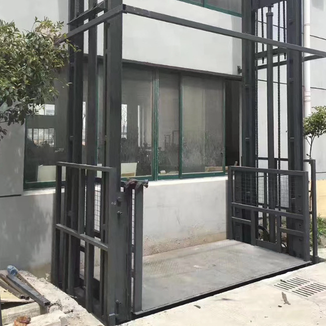 岭东5吨室外升降货梯